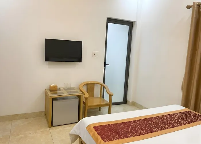 Hoàng Anh Khách sạn *